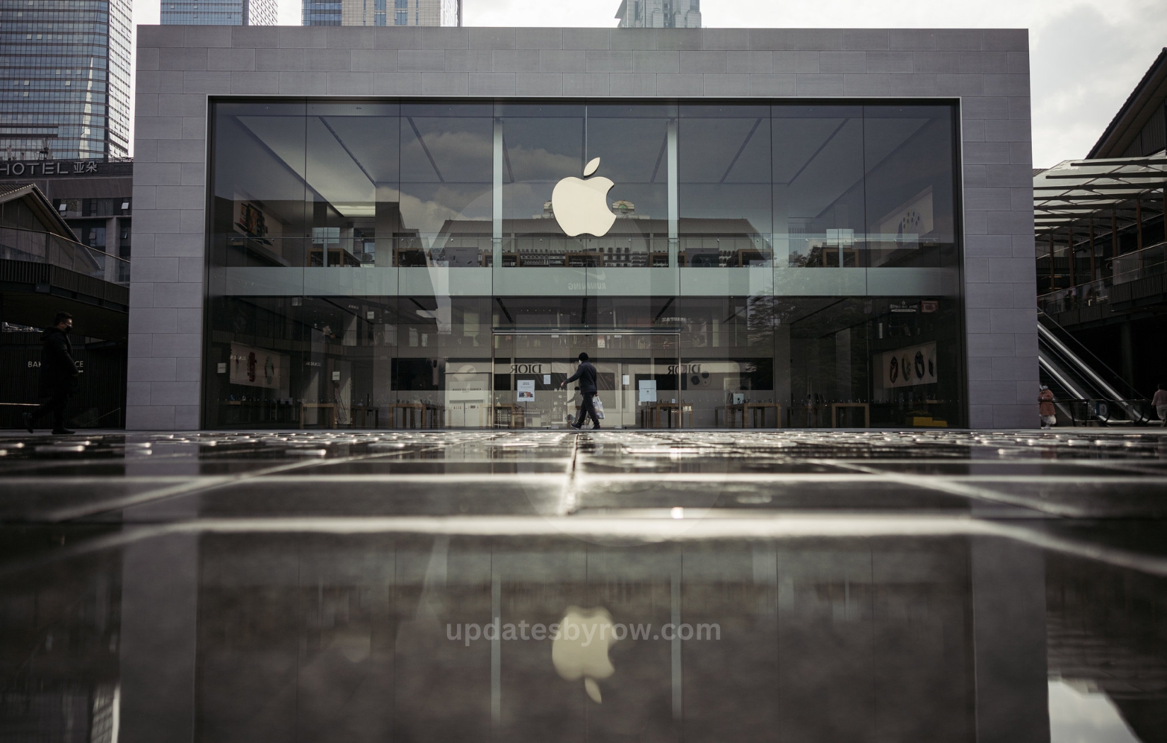 Apple's AI Struggles Exposed as Siri Upgrade Faces Delays