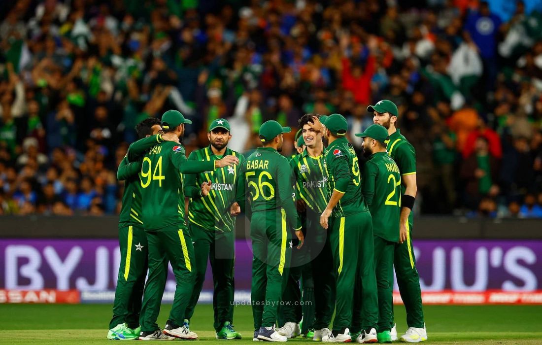 Mike Hesson is likely to be appointed as PCB's new head coach. With a proven track record in international and franchise cricket, Hesson is a top contender following Aqib Javed's departure.